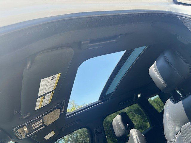 Used 2018 Land Rover Range Rover Sport Supercharged image 18