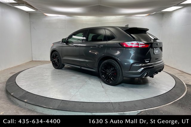 Used 2019 Ford Edge ST image 3