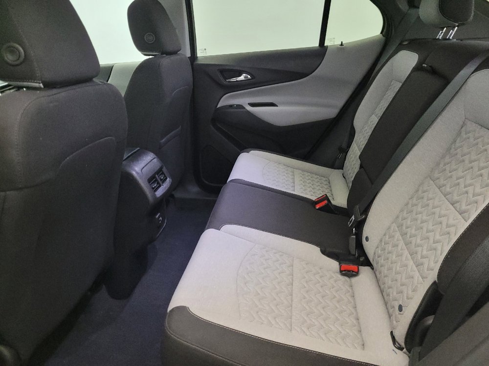Used 2024 Chevrolet Equinox LS w/ LS Convenience Package image 18
