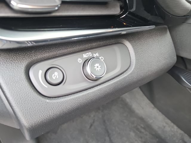 New 2026 Buick Envista Sport Touring w/ Convenience I Package FWD image 18