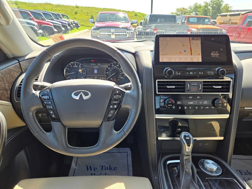 Used 2023 INFINITI QX80 Premium Select w/ All-Season Package AWD/4WD image 16