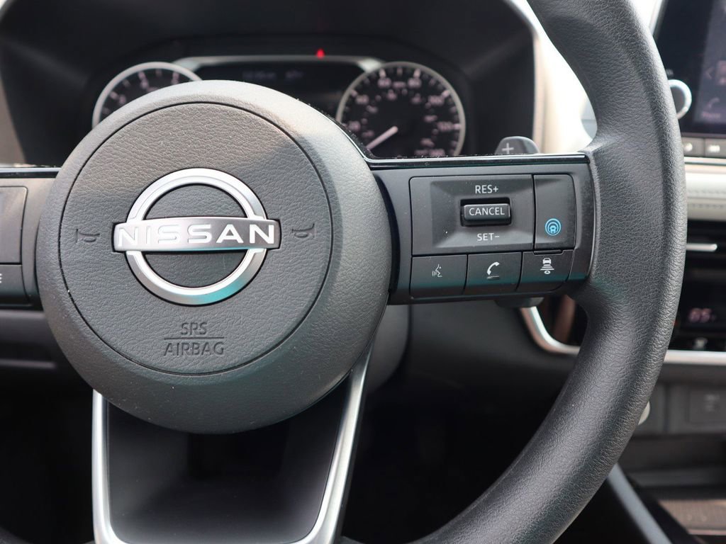 Certified 2022 Nissan Rogue SV image 21