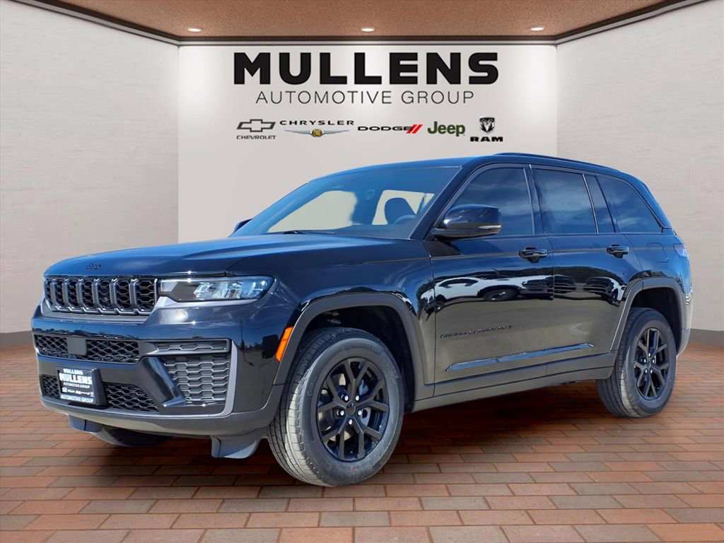 New 2026 Jeep Grand Cherokee Laredo image 1