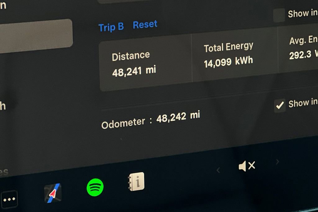 Used 2023 Tesla Model Y Performance image 29