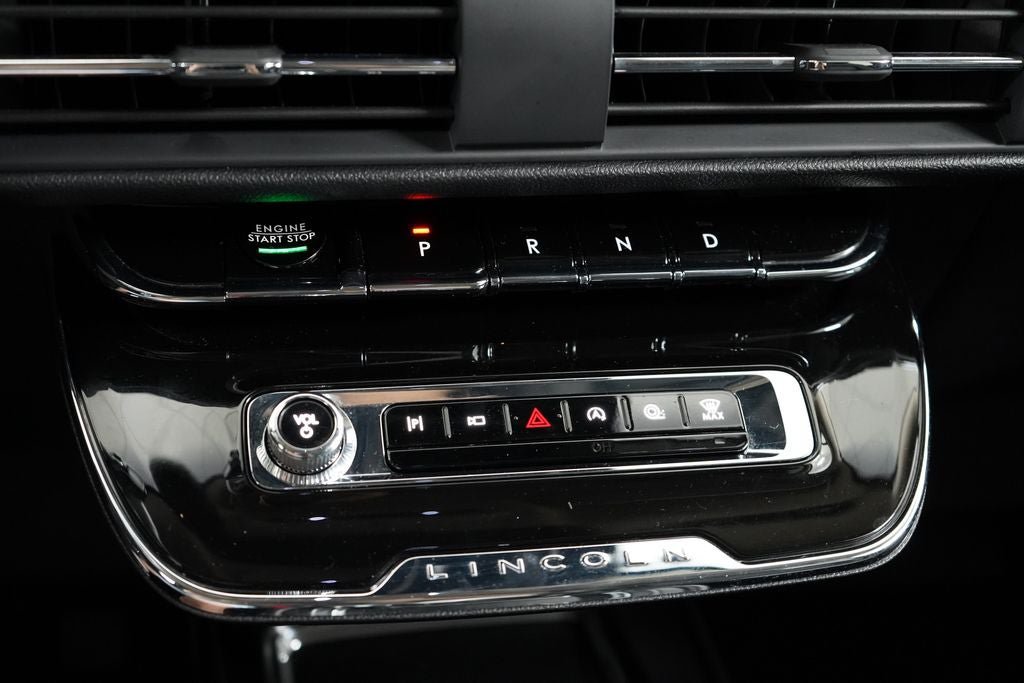Used 2024 Lincoln Corsair AWD image 22