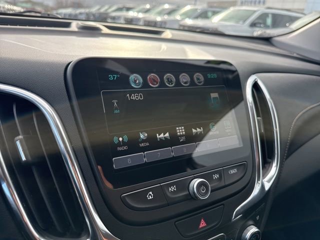 Used 2018 Chevrolet Equinox Premier FWD image 31