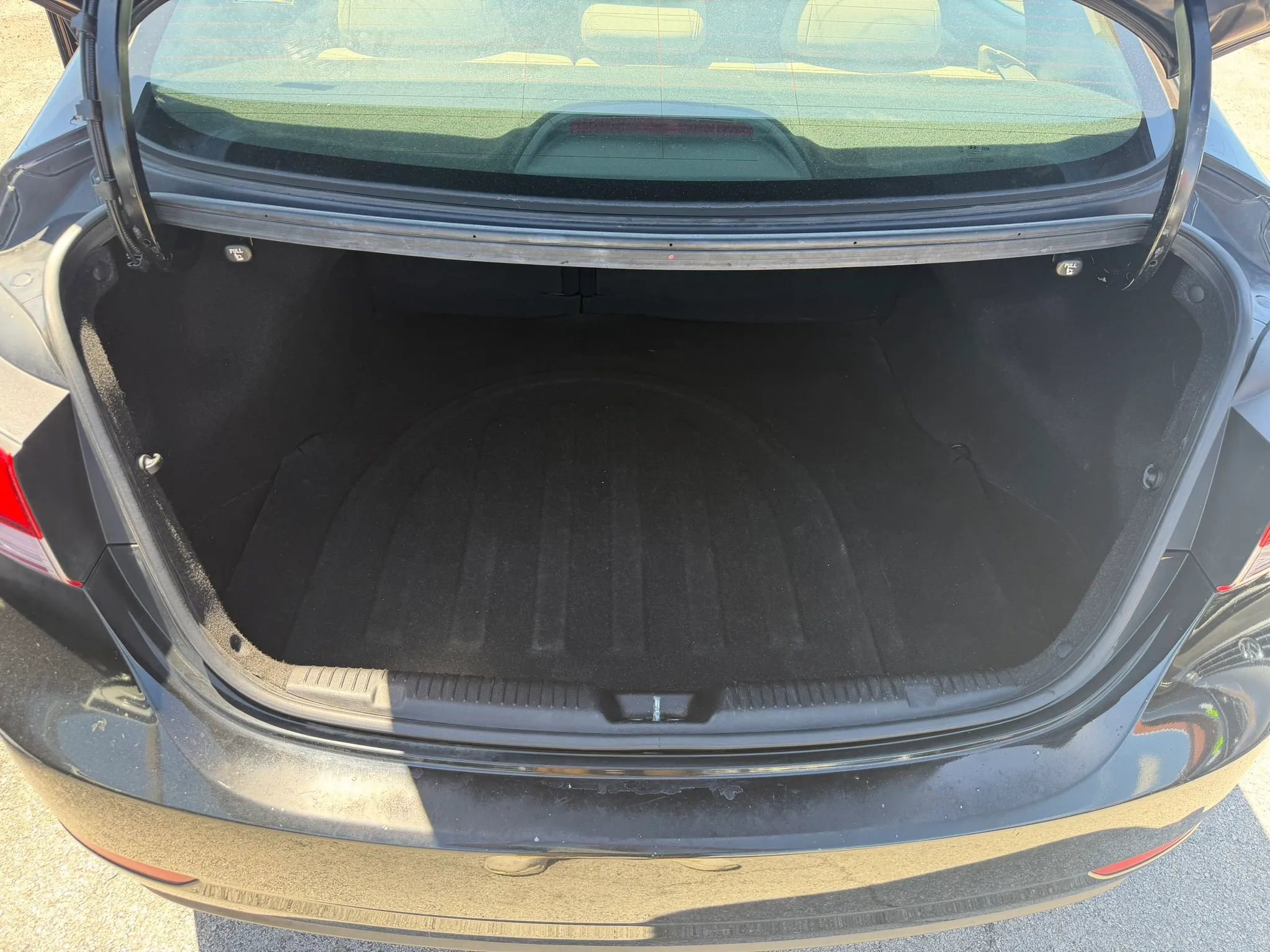 Used 2014 Hyundai Elantra SE w/ Option Group 02 FWD image 13