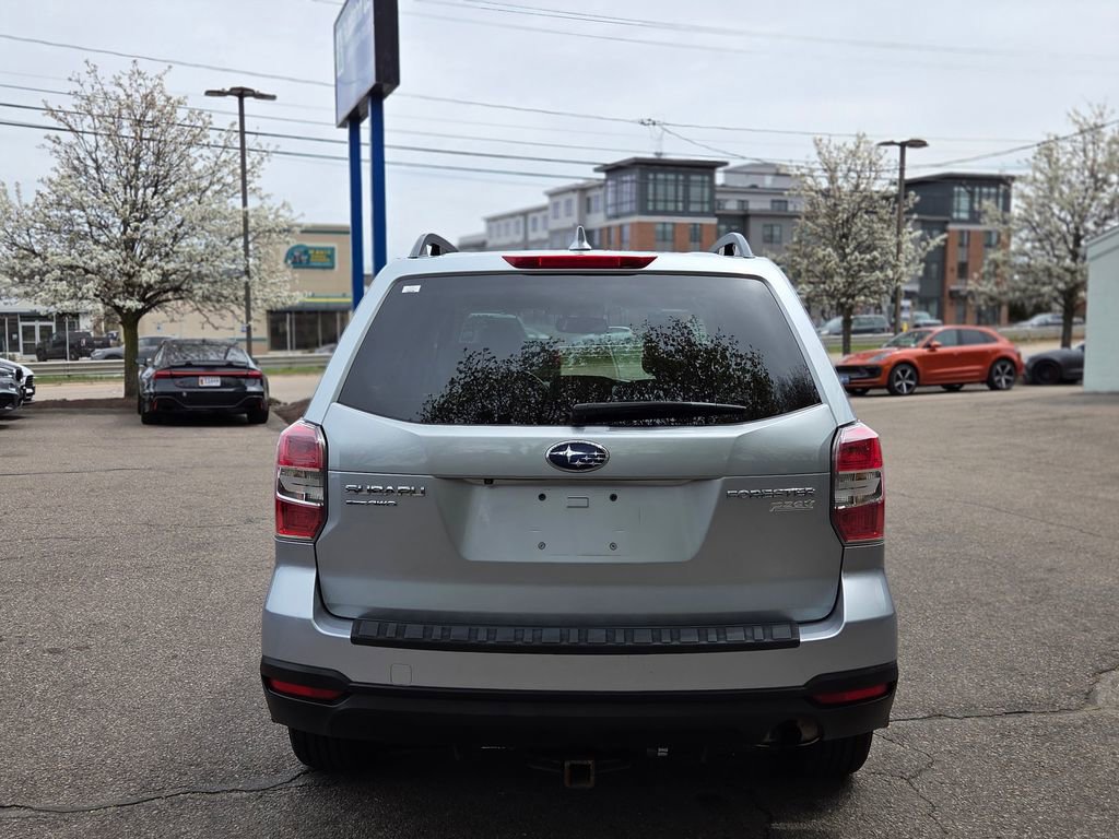 Used 2016 Subaru Forester 2.5i Premium w/ All-Weather Package AWD/4WD image 5