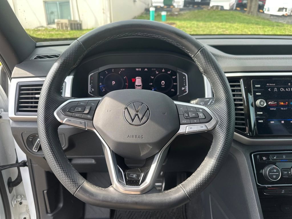 Used 2023 Volkswagen Atlas Cross Sport SEL Premium R-Line AWD/4WD image 16