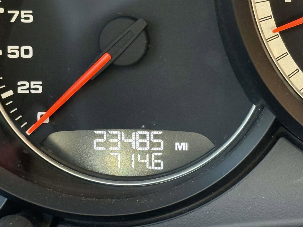 Used 2016 Porsche 911 Turbo S image 30