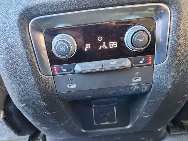 Used 2022 Chevrolet Tahoe Premier w/ Max Trailering Package image 28