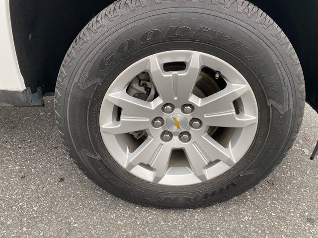 Used 2022 Chevrolet Colorado LT w/ Fleet Safety Package image 28