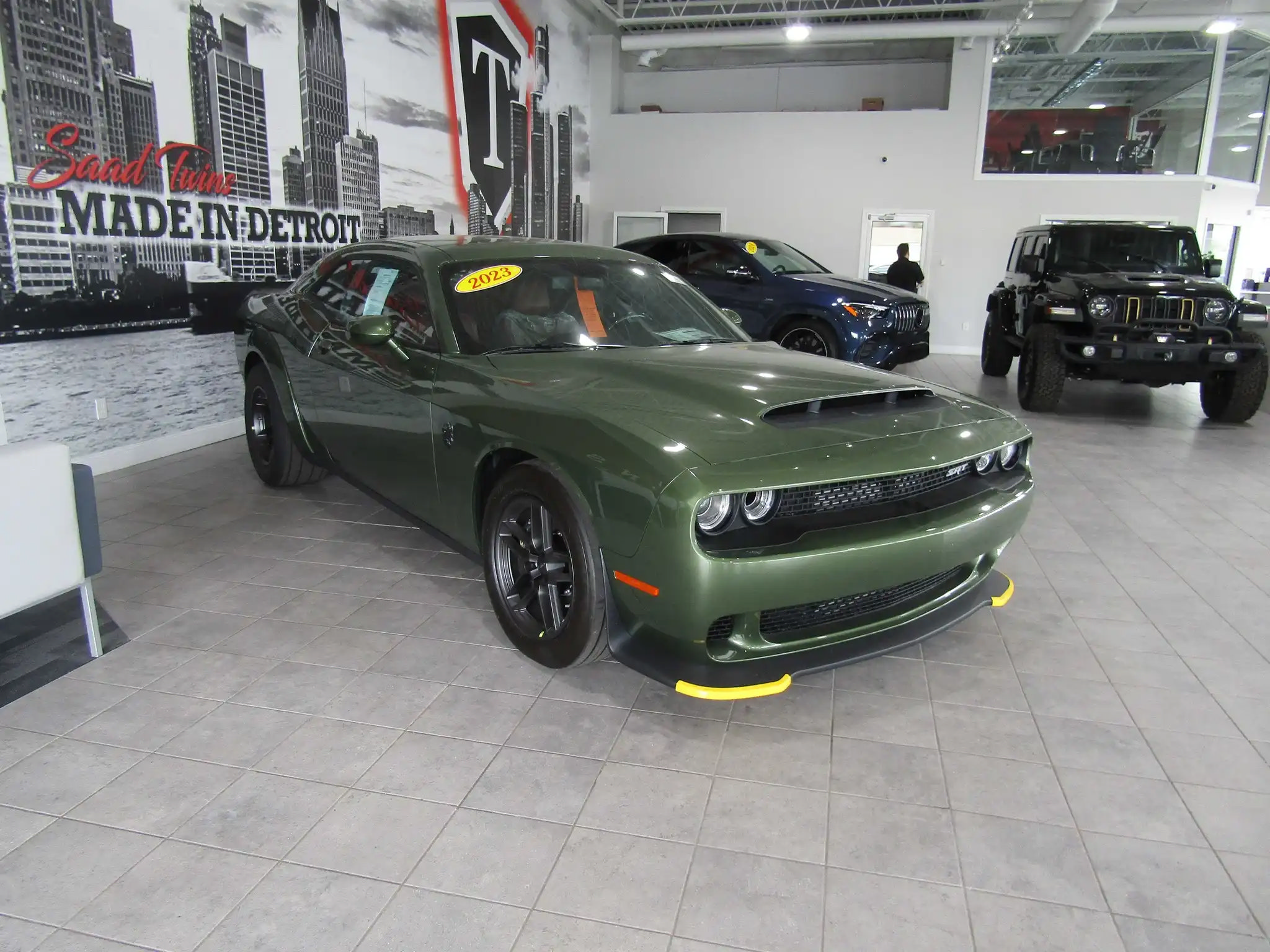 Used 2023 Dodge Challenger SRT Hellcat Redeye RWD image 5