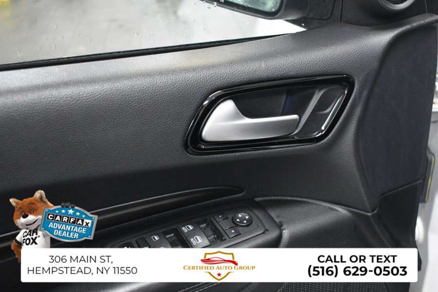 Used 2023 Dodge Durango SXT RWD image 12