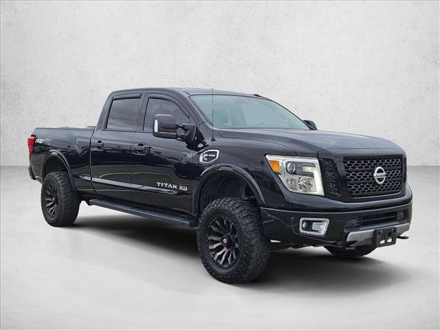 Used 2019 Nissan Titan PRO-4X w/ Pro-4x Convenience Package image 3