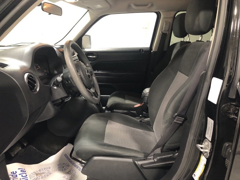 Used 2015 Jeep Patriot Sport w/ Power Value Group image 17