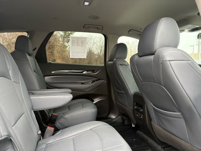 Used 2020 Buick Enclave Essence w/ Sound and Sites Package image 16