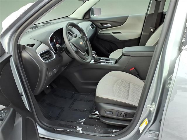 Used 2023 Chevrolet Equinox LS w/ LS Convenience Package image 14
