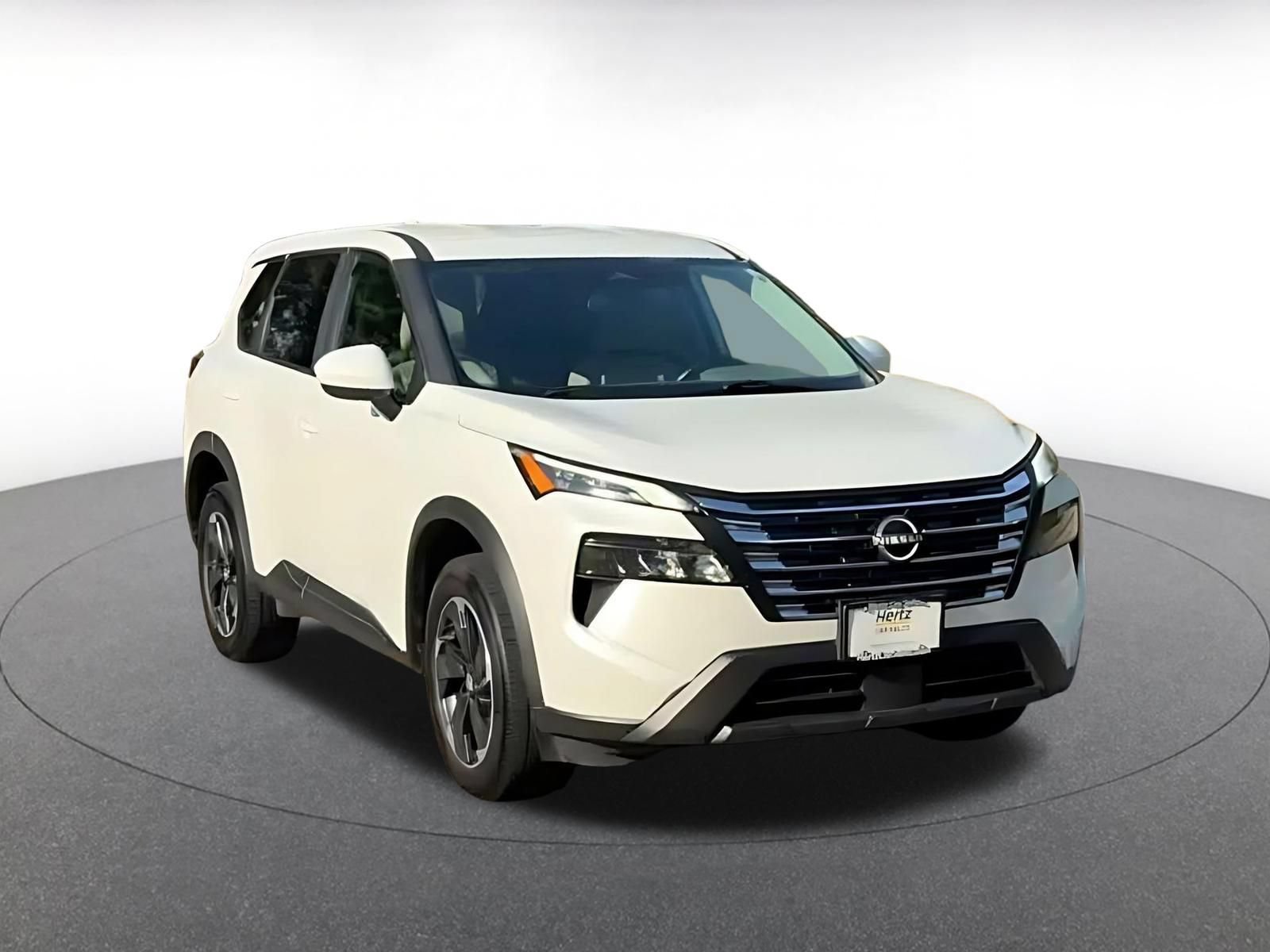 Used 2025 Nissan Rogue SV AWD/4WD image 3