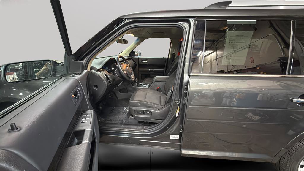 Used 2019 Ford Flex SEL w/ Class III Trailer Tow Package image 30