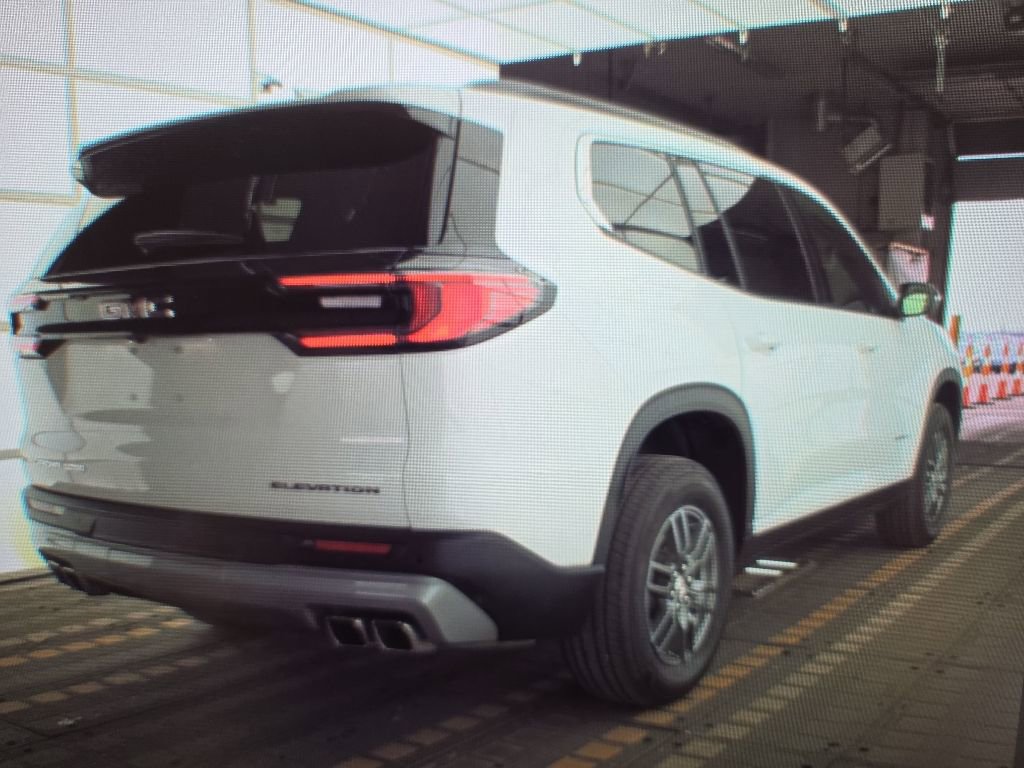 Used 2025 GMC Acadia Elevation AWD/4WD video 3