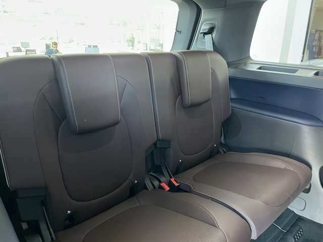New 2025 Volkswagen ID. Buzz Pro S image 26