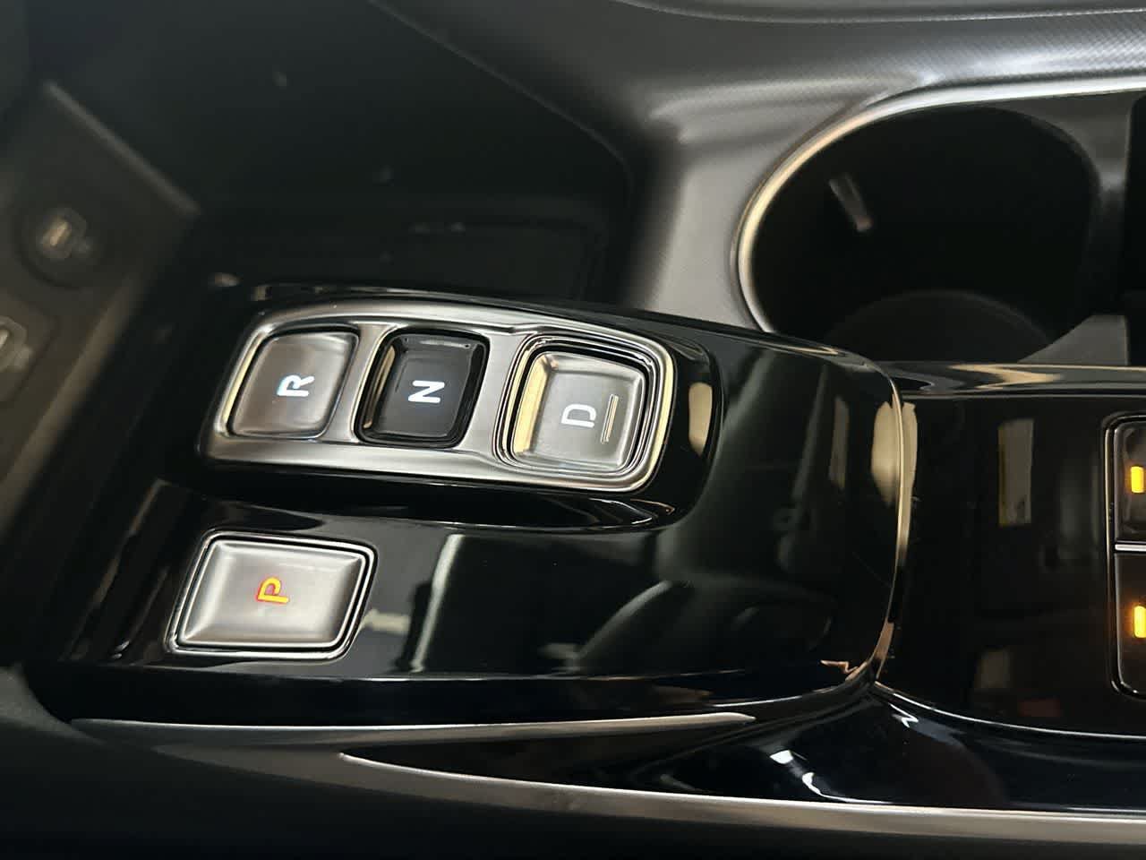 Used 2022 Hyundai Sonata Limited w/ Cargo Package FWD image 21