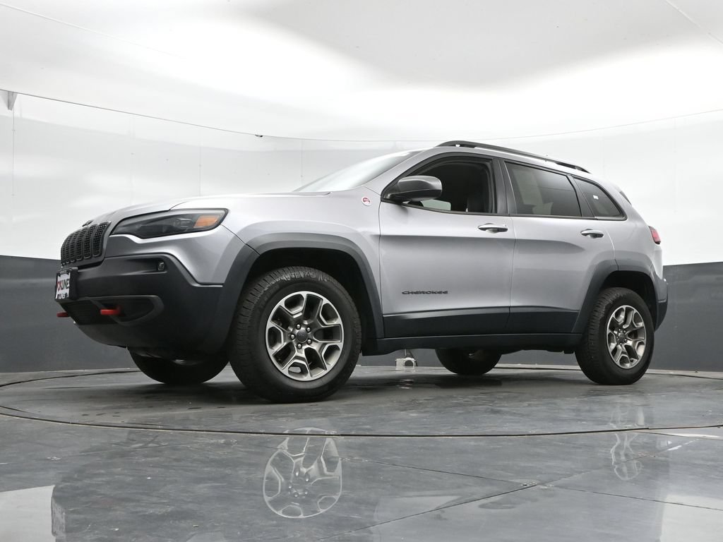 Used 2020 Jeep Cherokee Trailhawk AWD/4WD image 46