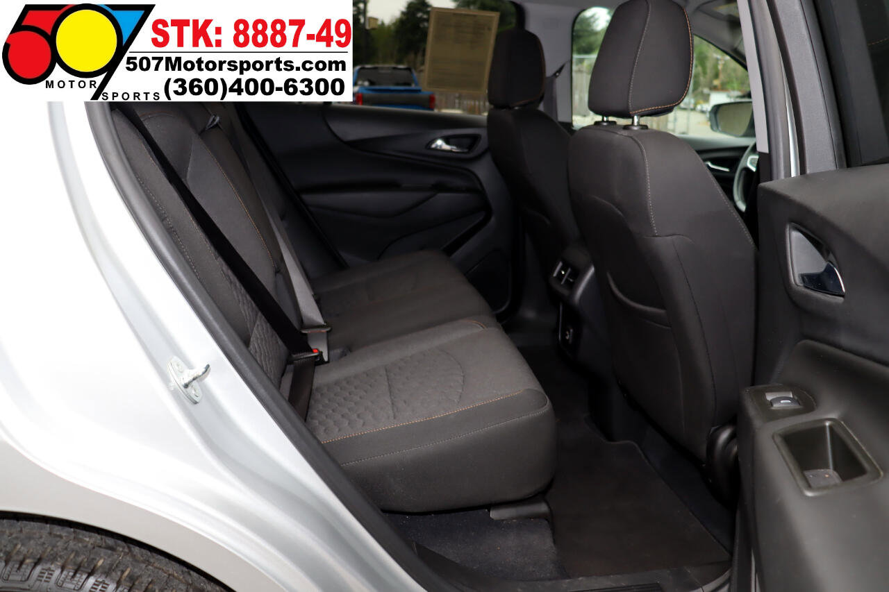 Used 2021 Chevrolet Equinox LT w/ Driver Convenience Package image 16