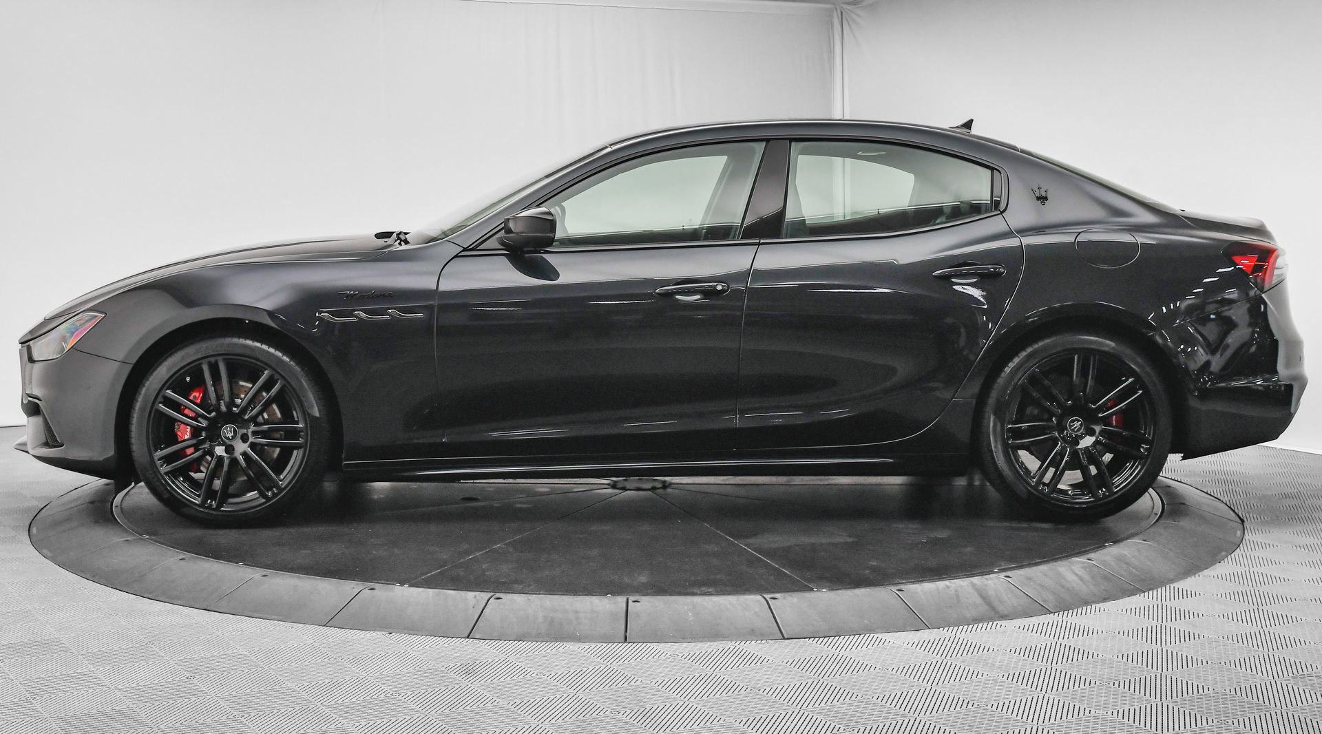 New 2024 Maserati Ghibli Modena Ultima Q4 image 4