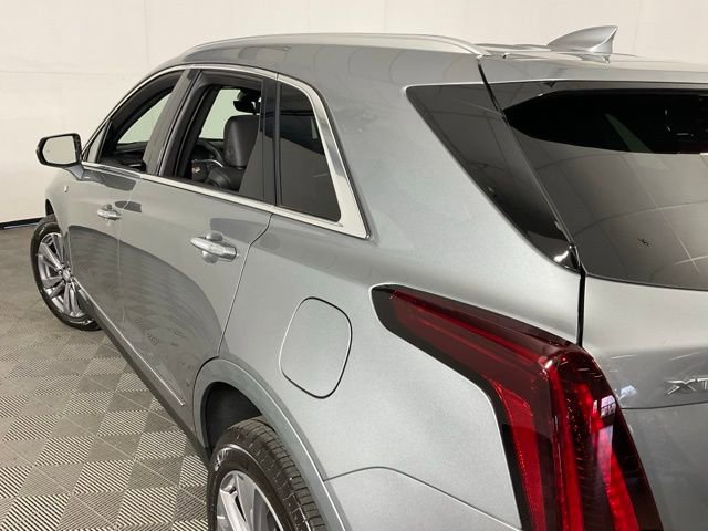 Certified 2025 Cadillac XT5 Premium Luxury w/ Technology Package AWD/4WD image 32