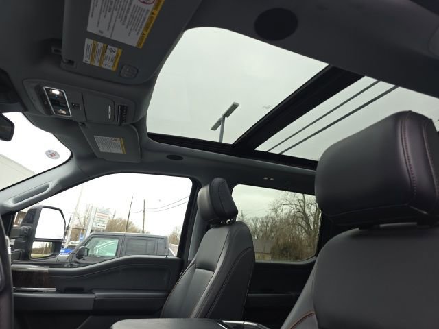 Used 2025 Ford F250 Lariat w/ Lariat Ultimate Package image 8