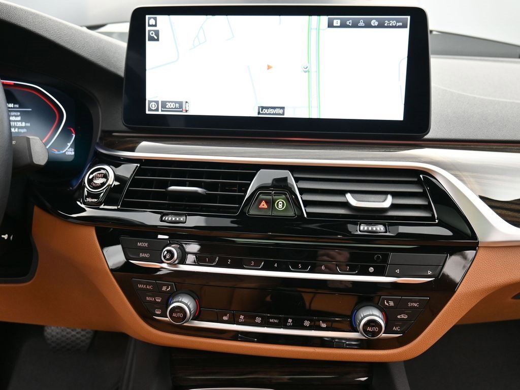 Used 2022 BMW 530i xDrive w/ Convenience Package image 13