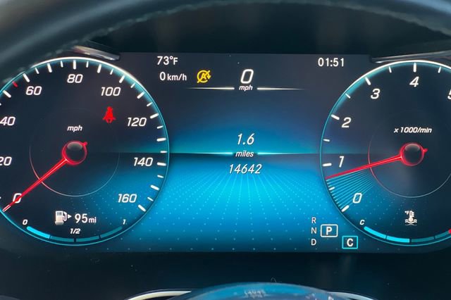 Used 2022 Mercedes-Benz GLC 300 4MATIC image 30