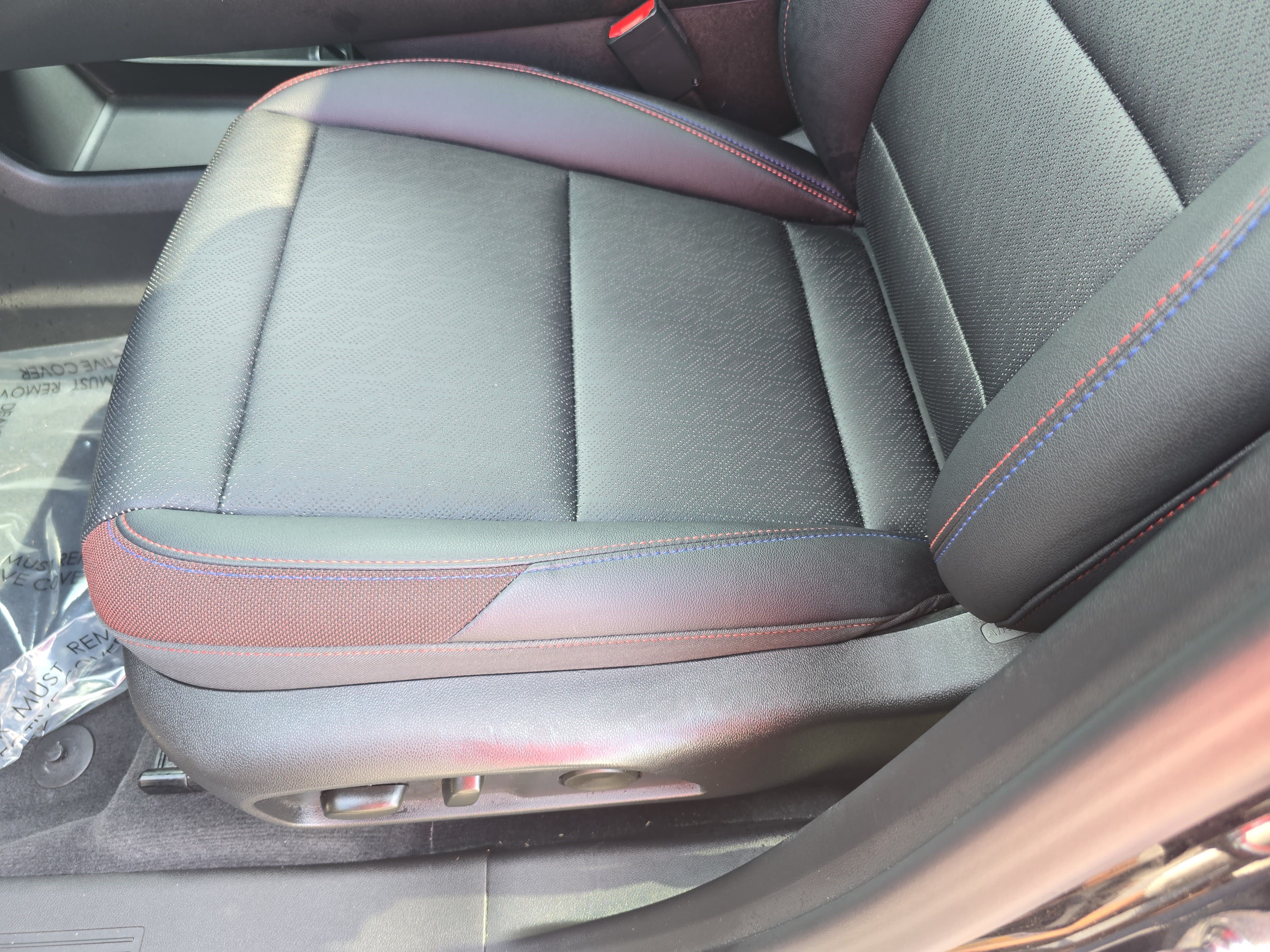 Used 2026 Chevrolet Equinox RS FWD image 26