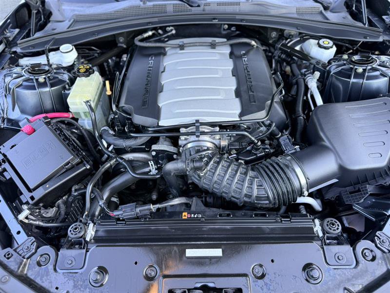 Used 2019 Chevrolet Camaro SS RWD image 31