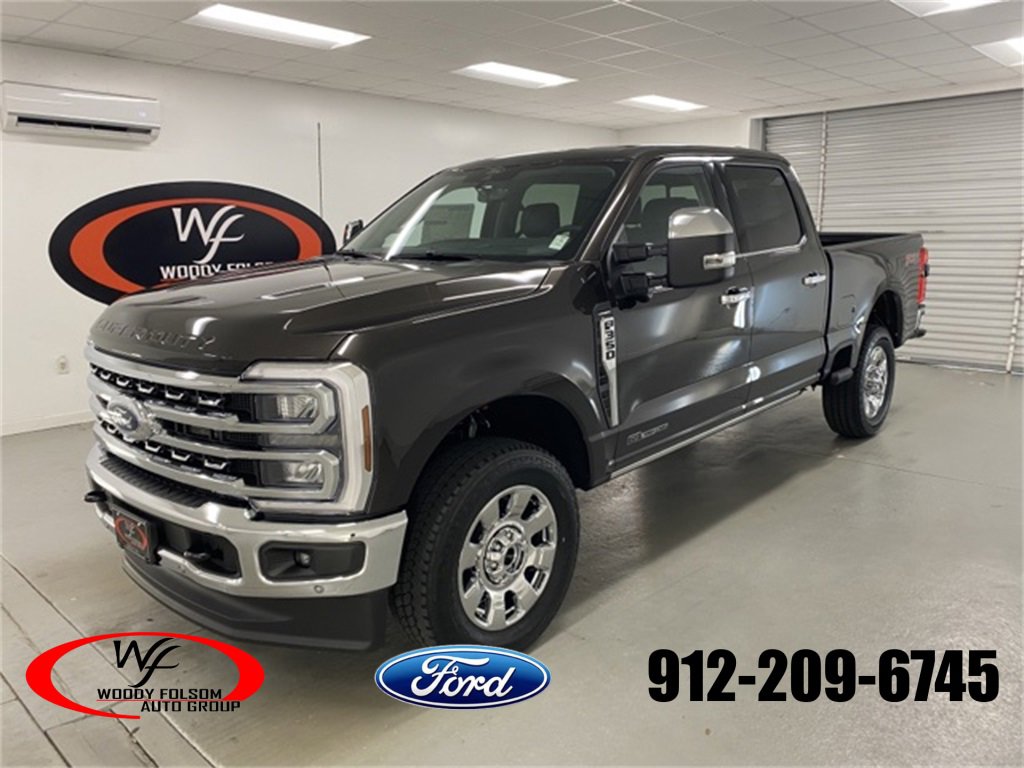 New 2025 Ford F350 Lariat w/ Lariat Ultimate Package