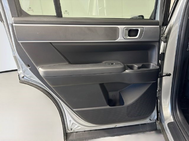 Used 2024 Hyundai Santa Fe SE FWD image 25