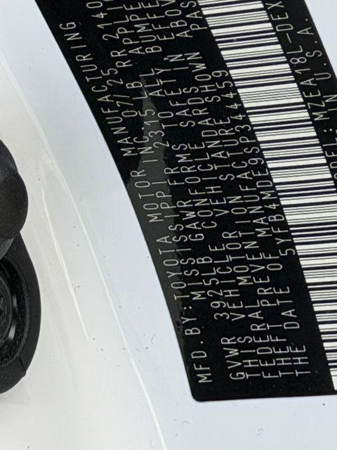 Certified 2025 Toyota Corolla LE image 9