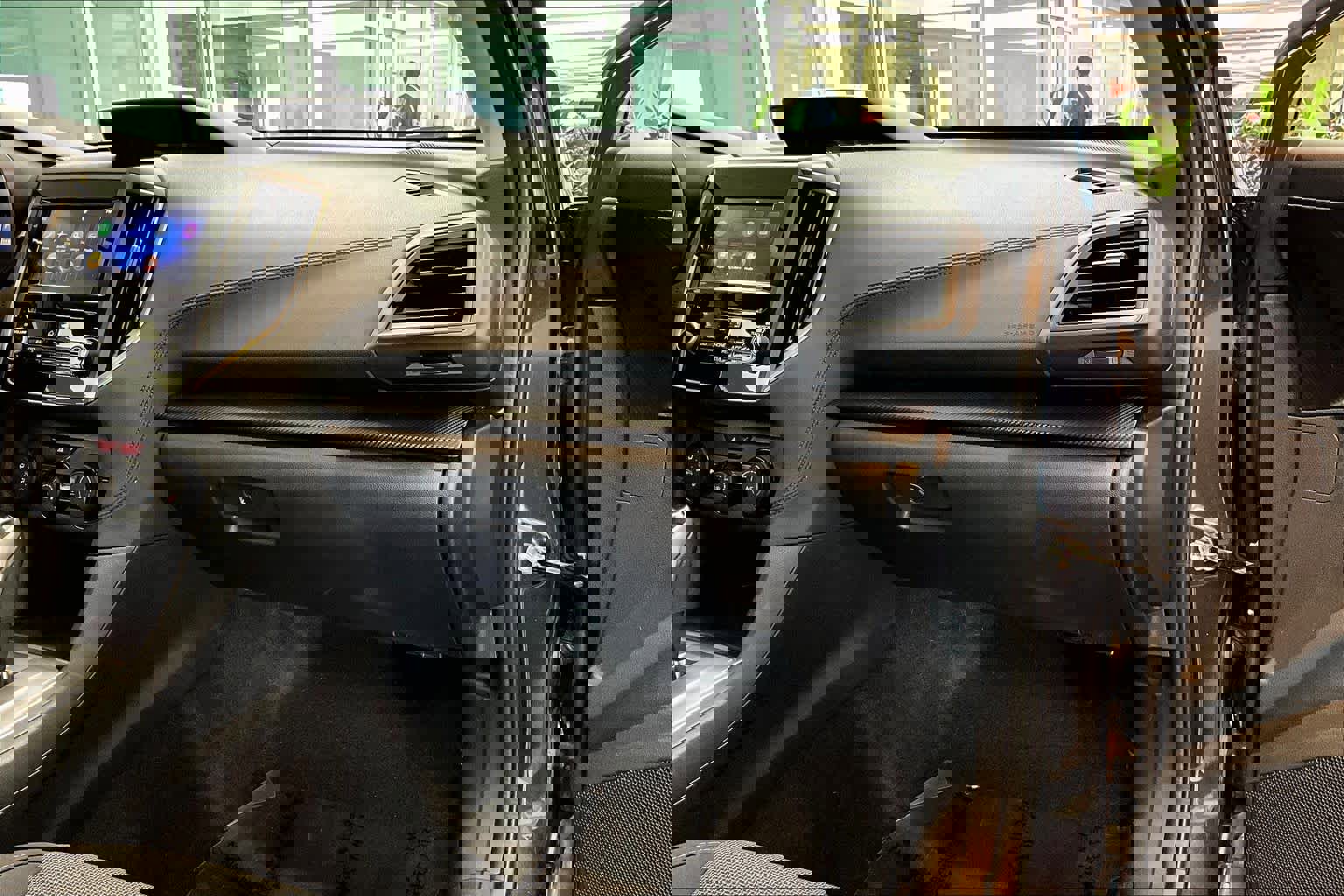 Used 2019 Subaru Crosstrek 2.0i Premium image 18