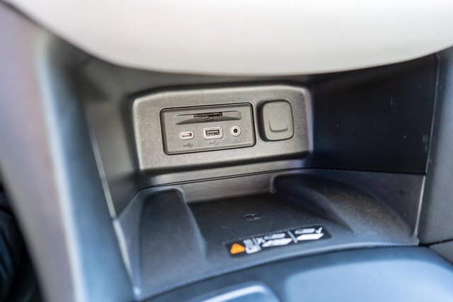 Used 2021 Chevrolet Equinox Premier image 30