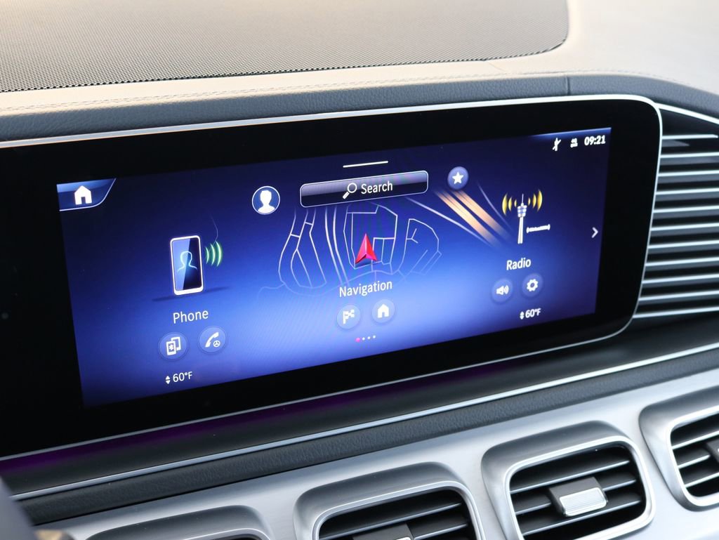 Used 2025 Mercedes-Benz GLS 450 4MATIC image 57