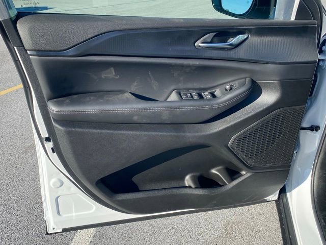 New 2025 Jeep Grand Cherokee Altitude AWD/4WD image 12
