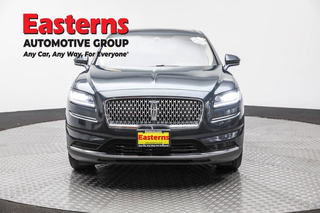 Used 2022 Lincoln Nautilus AWD w/ Premium Package image 2