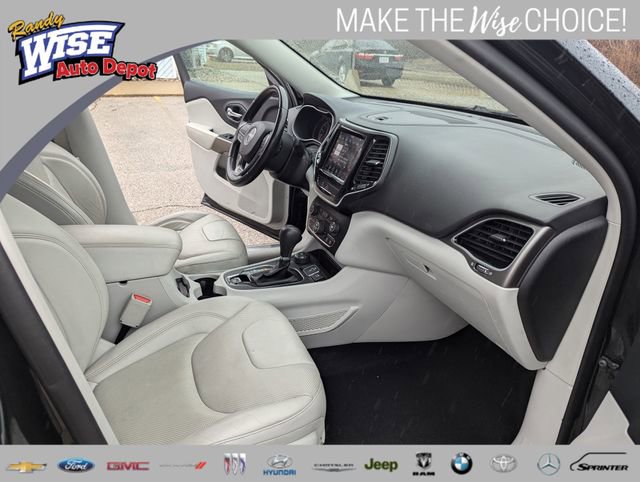 Used 2020 Jeep Cherokee Limited image 21