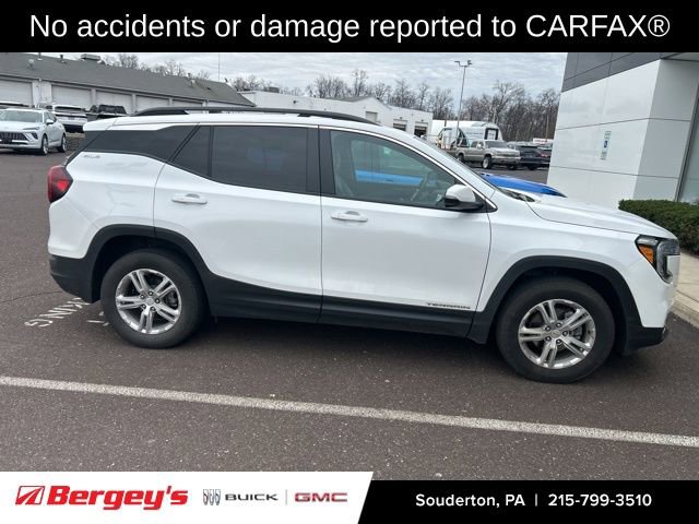 Certified 2023 GMC Terrain SLE w/ Driver Convenience Package image 2