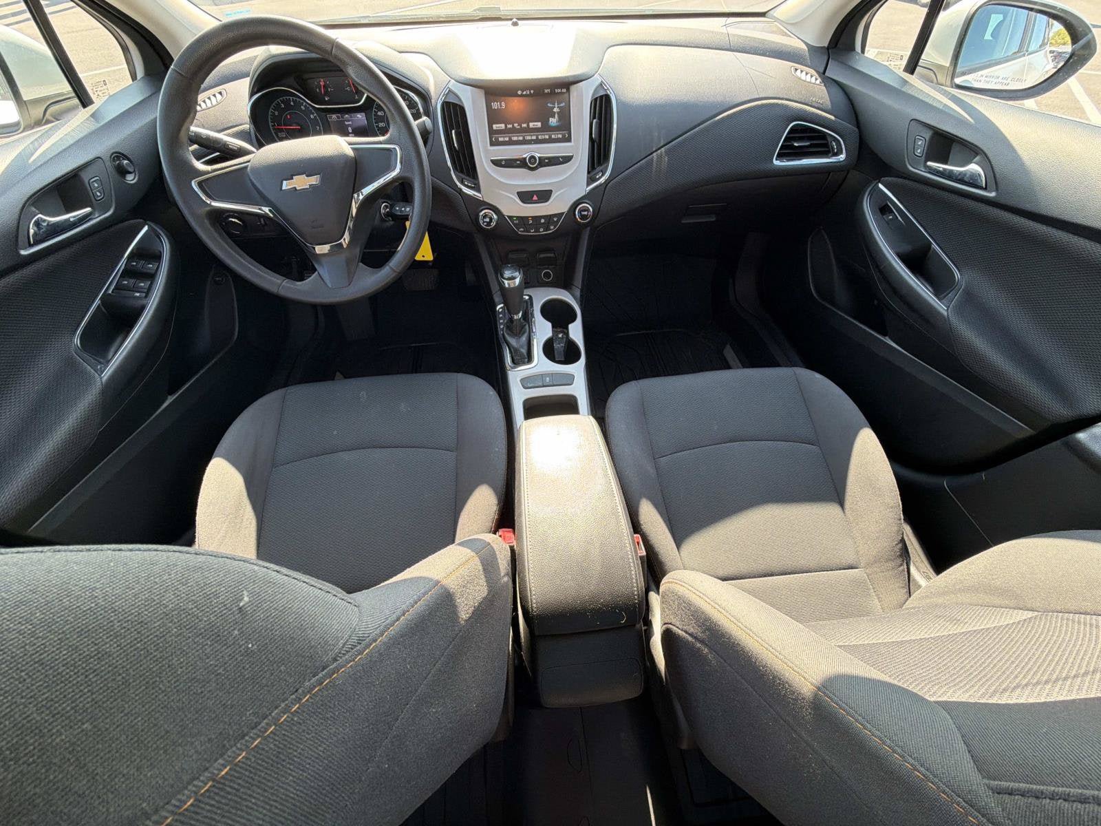 Used 2018 Chevrolet Cruze LS FWD image 19