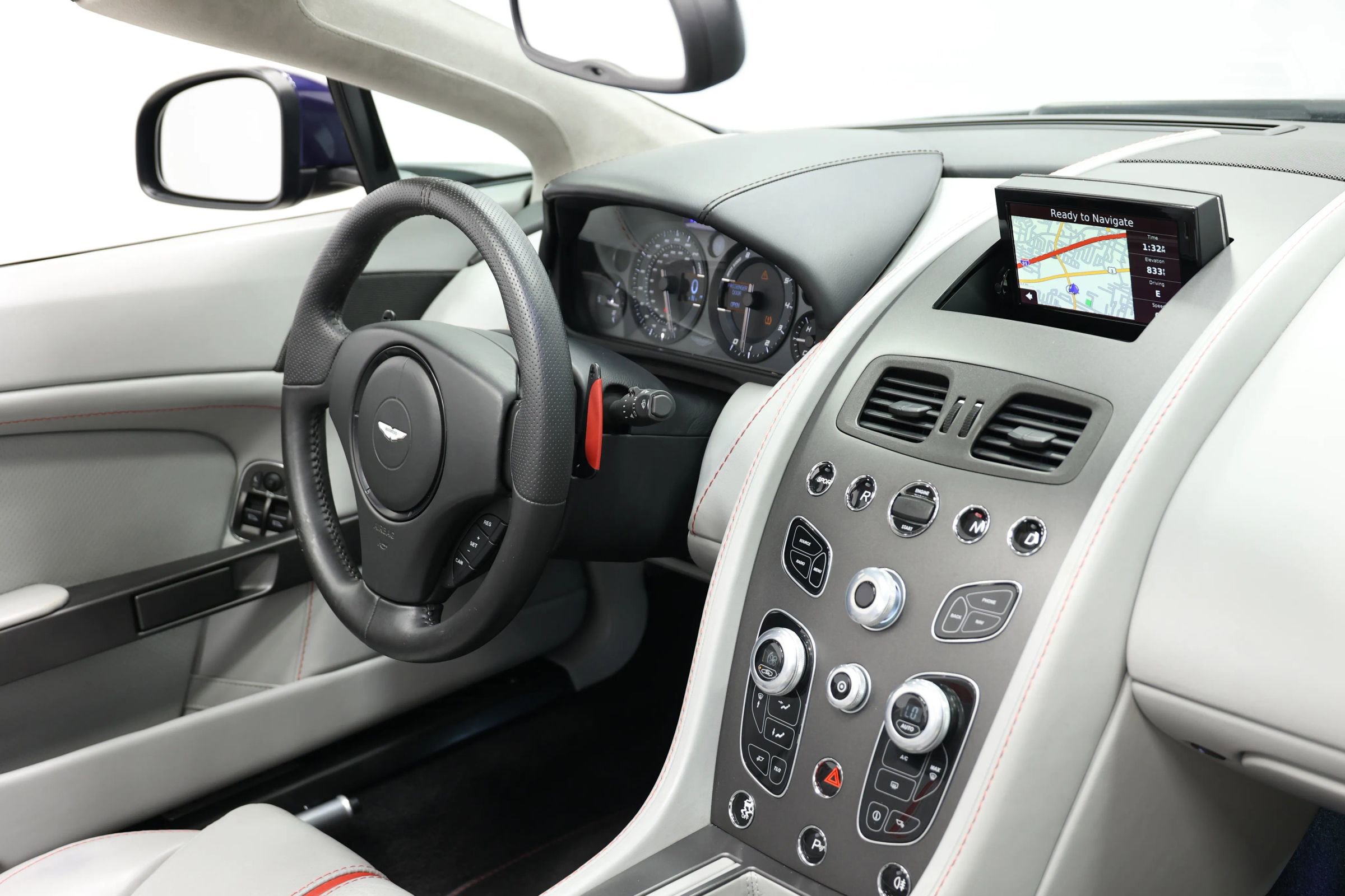 Used 2016 Aston Martin V8 Vantage GT RWD image 70