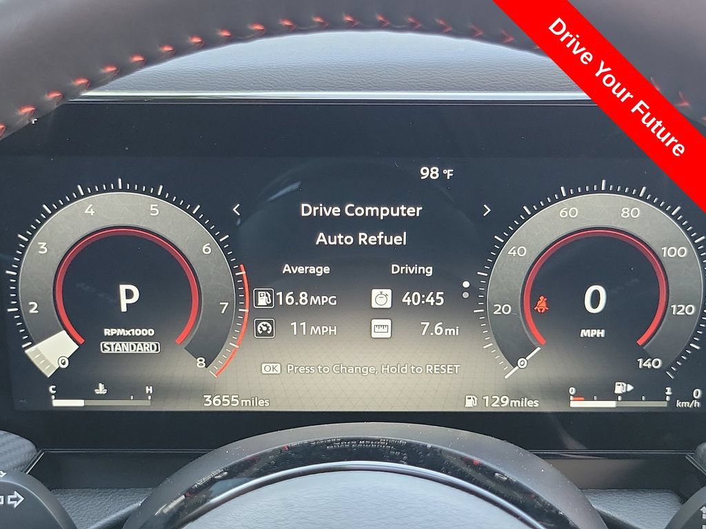 Used 2025 Nissan Kicks SR w/ SR Premium Package AWD/4WD image 7