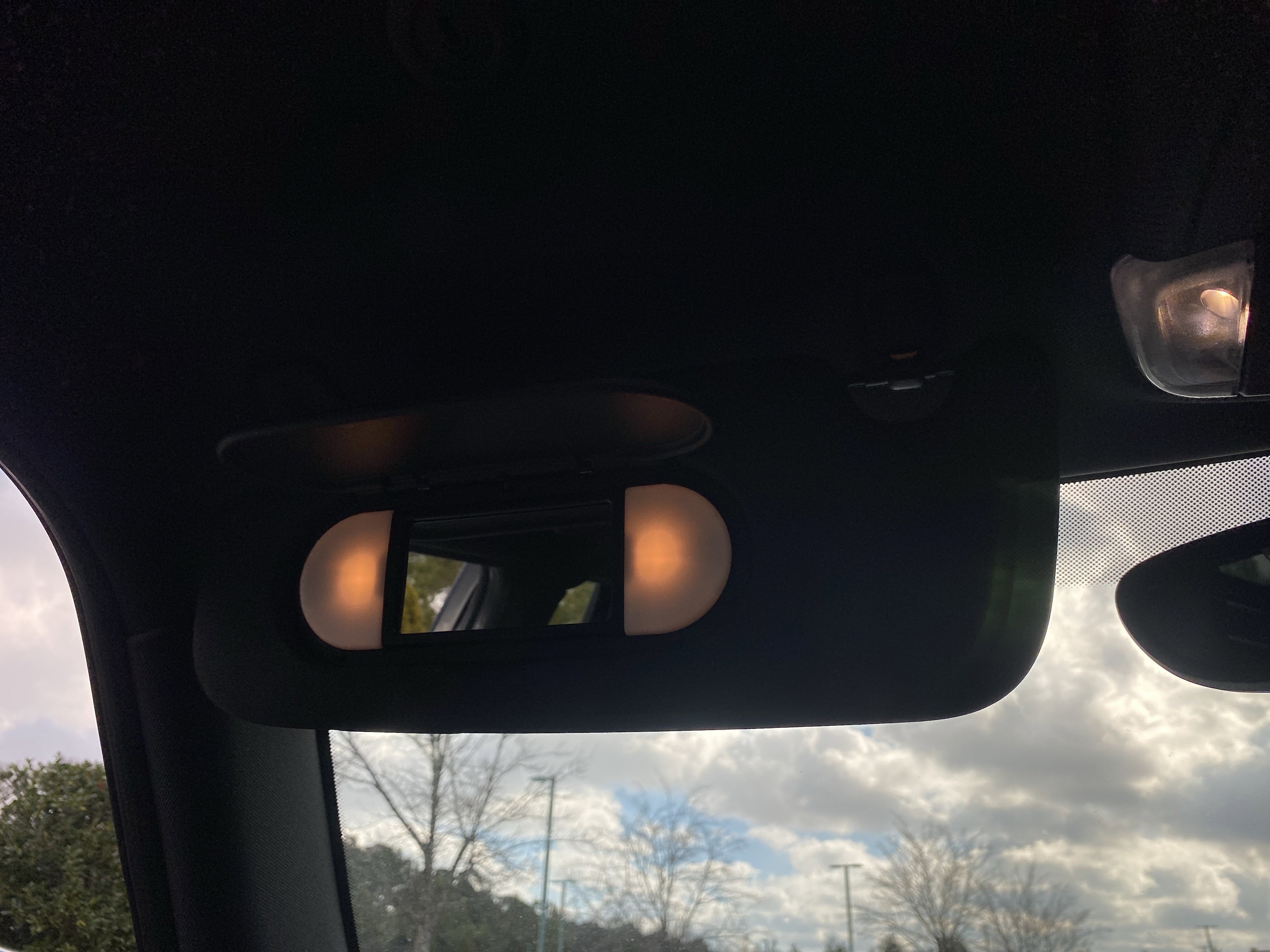 Used 2018 MINI Cooper S image 27